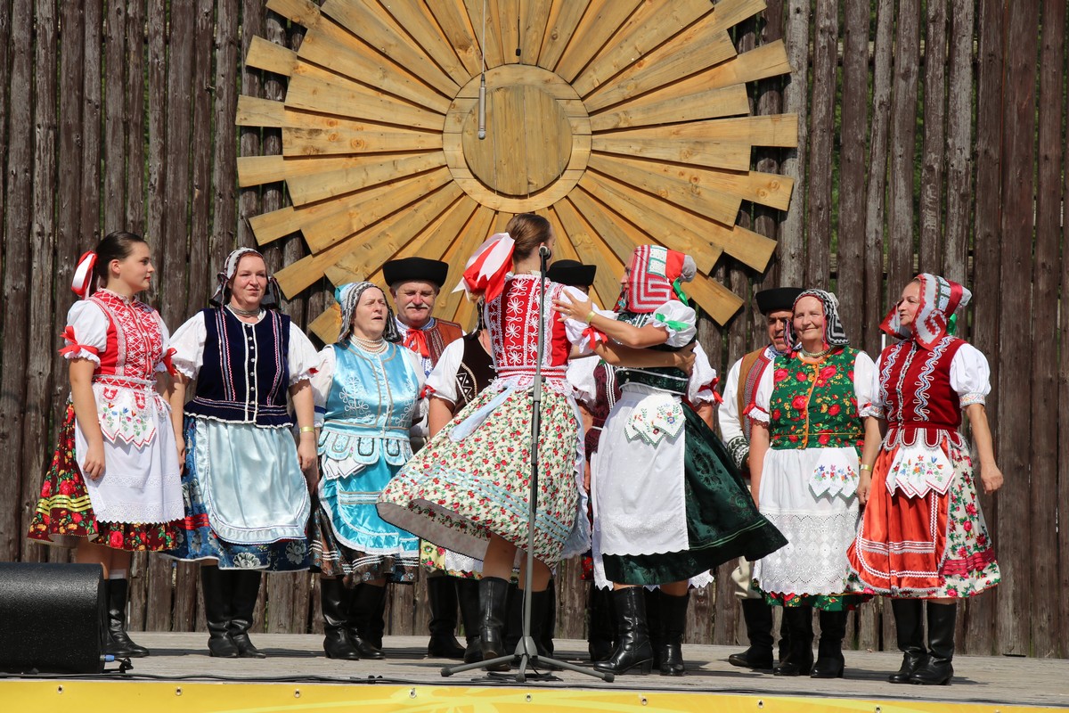 ZRUEN - - - 47. Gemersk folklrny festival Rejdov 2020 