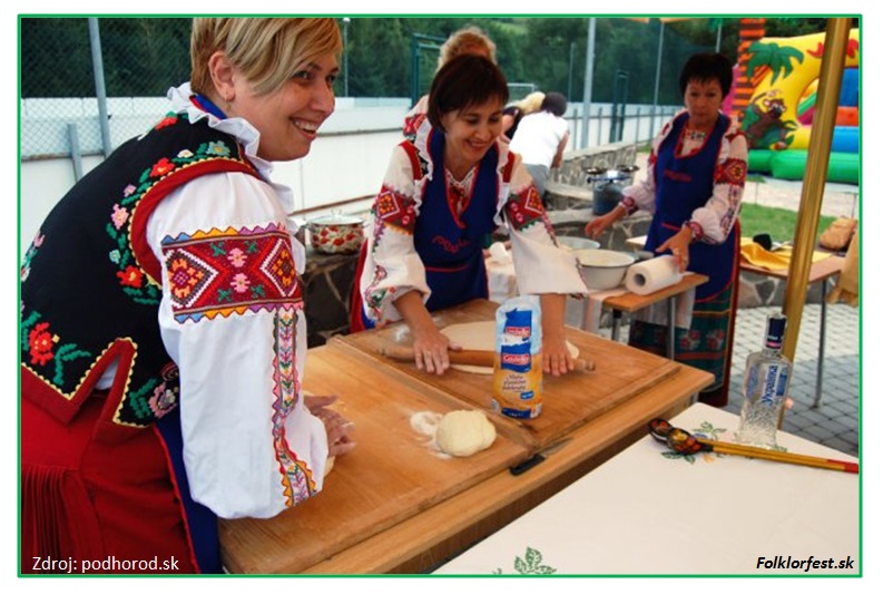 PIROHY  2015  Podhoroď - 11. ročník súťaže vo varení a lepení pirohov